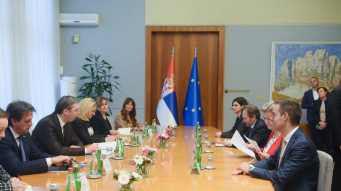 Vučić sa Ilvom Johanson: Srbija umnogome doprinela opštoj bezbednosti EU