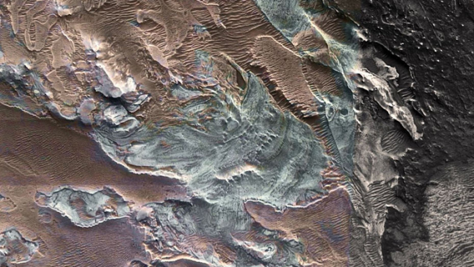 Na Marsu primećeni ostaci drevnog glečera: Na Crvenoj planeti bi ipak moglo biti vode u nekom obliku
