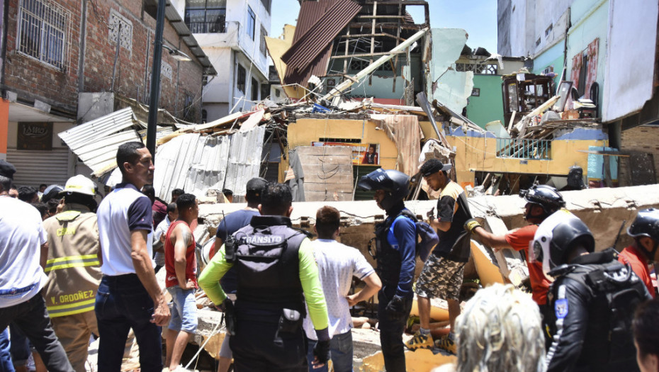 U zemljotresu u Ekvadoru najmanje 13 mrtvih, povređeno 126 osoba