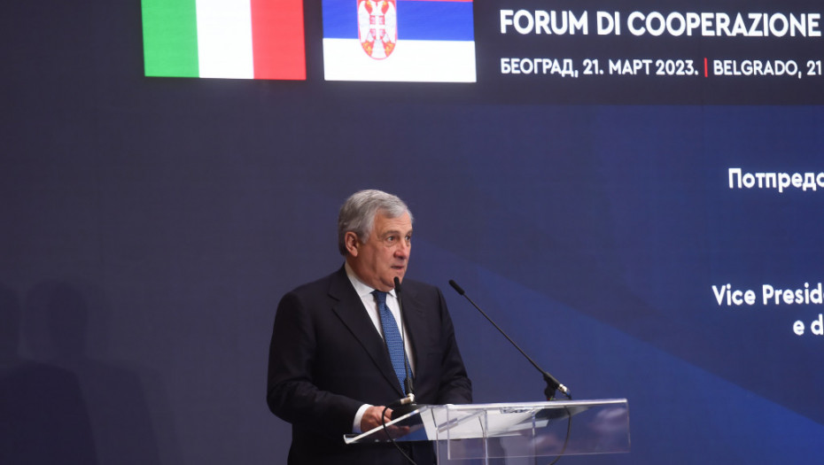 Tajani: Italija čvrsto podržava deeskalaciju i poziva Beograd i Prištinu na implementaciju sporazuma