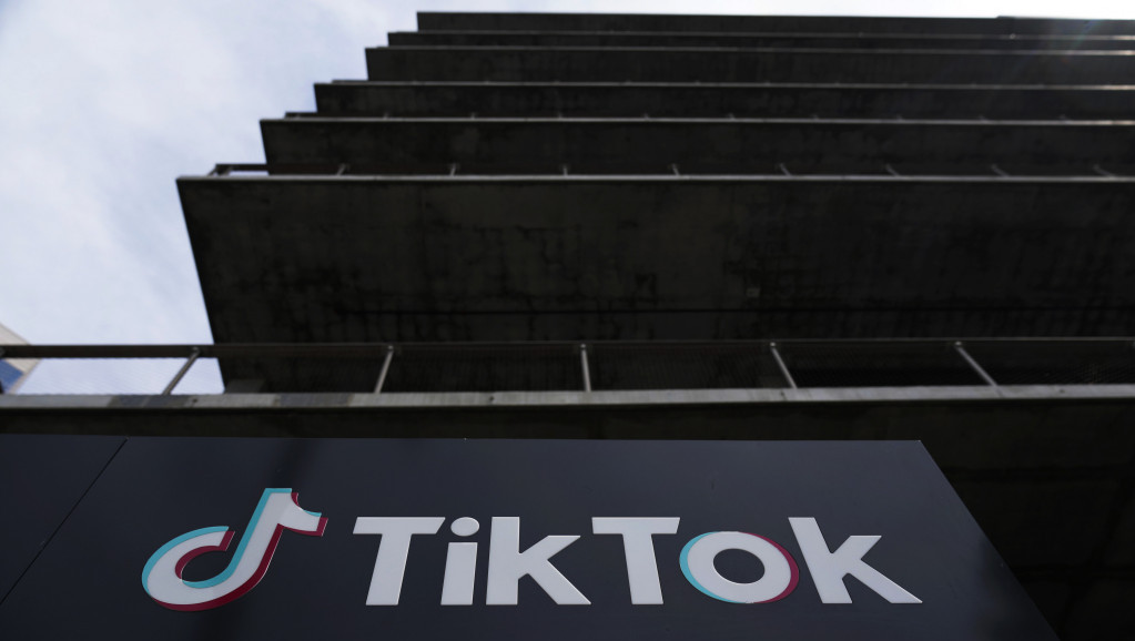 TikTok ukinuo opciju "gift" za slanje poklona čoveku koji je nekoliko puta uništavao Kuran na protestima u Stokholmu