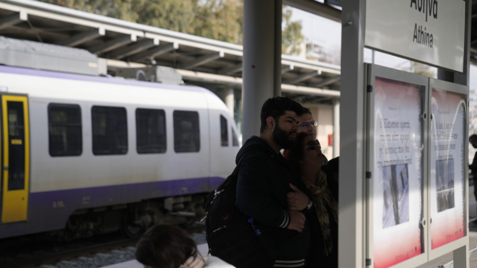 Tri nedelje nakon tragičnog sudara, Grčka ponovo pokrenula železnički saobraćaj
