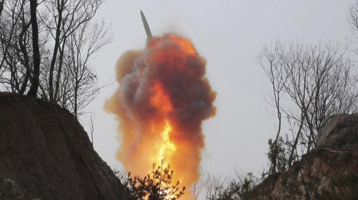 Južna Koreja u potrazi za olupinom severnokorejske rakete
