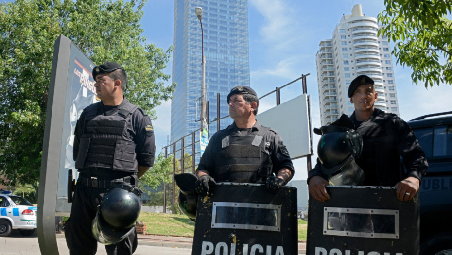 Urugvajska policija zaplenila 400 kilograma kokaina i uhapsila dvojicu državljana Crne Gore