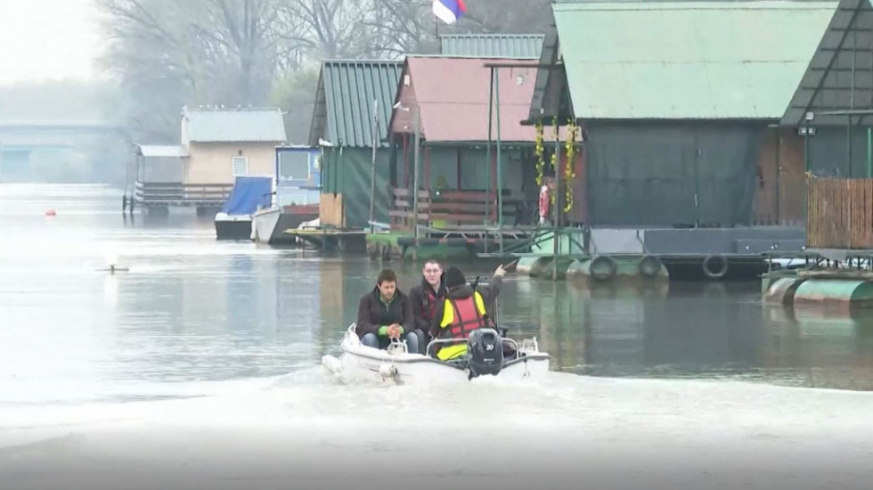 Intenzivna potraga za trojicom nestalih mladića na Dunavu: Potrebni čamci sa sonarima koji pretražuju rečno dno