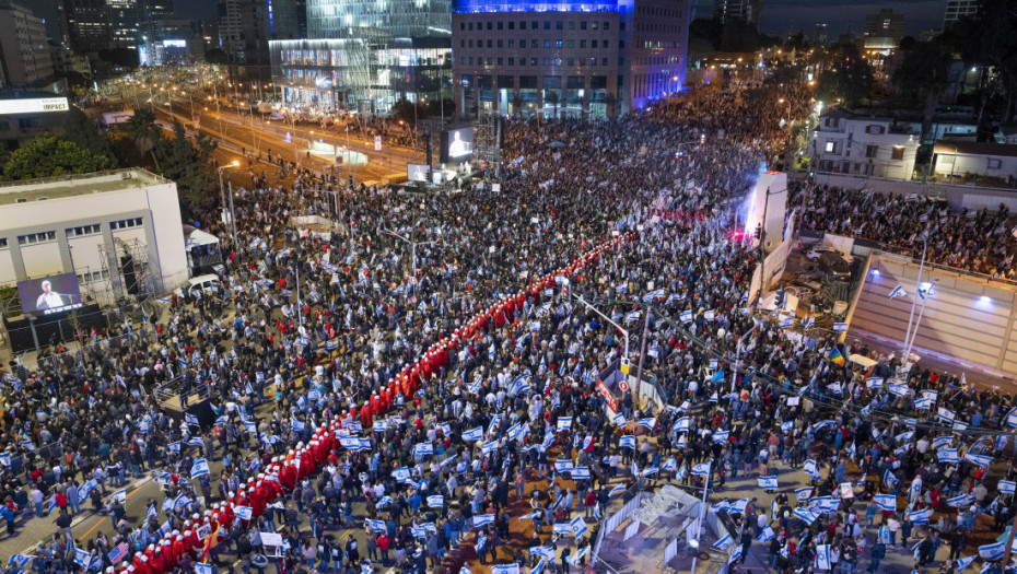 Netanjahu na mukama: Masovni protesti protiv reforme pravosuđa, kritike i zbog tanjira na šabat