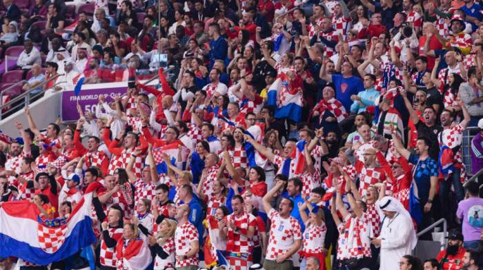U Splitu privedeno 40 navijača posle utakmice između Hrvatske i Velsa