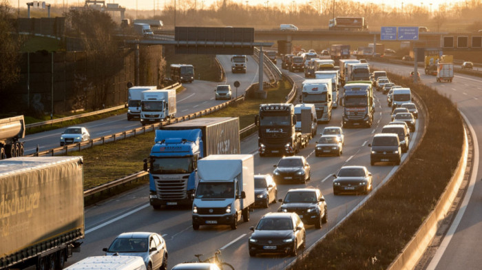 Destatis: Nemački izvoz u zemlje van EU u aprilu mesečno pao za 5,7 odsto