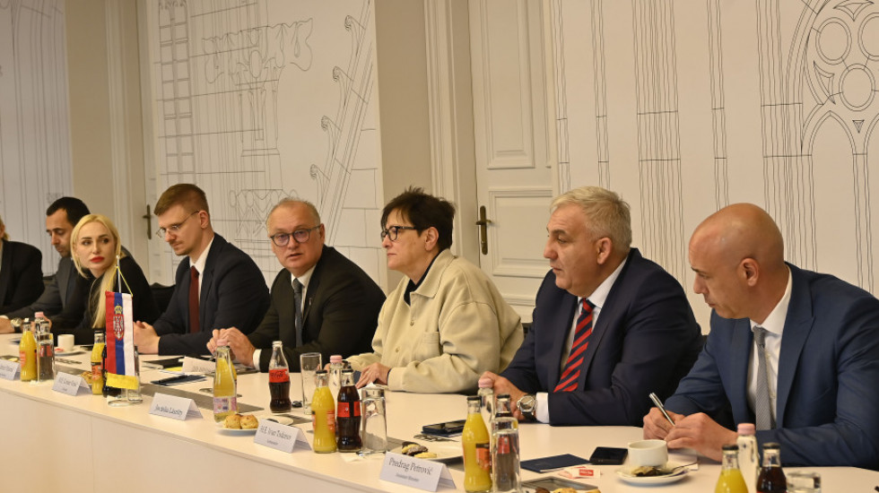 Vesić: Dobra politička klima između Mađarske i Srbije svakako zaslužuje i bolju ekonomsku saradnju