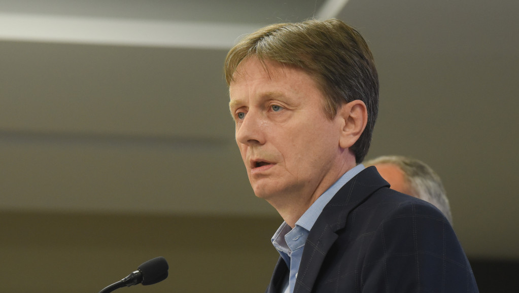 Glišić: Radi se na 37 veoma važnih projekata, među njima najznačajnija "Tiršova 2"