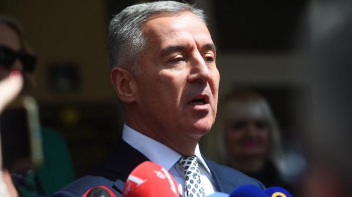Milo Đukanović ne ostaje bez zvanja, može da bude "počasni bivši predsednik "Crne Gore