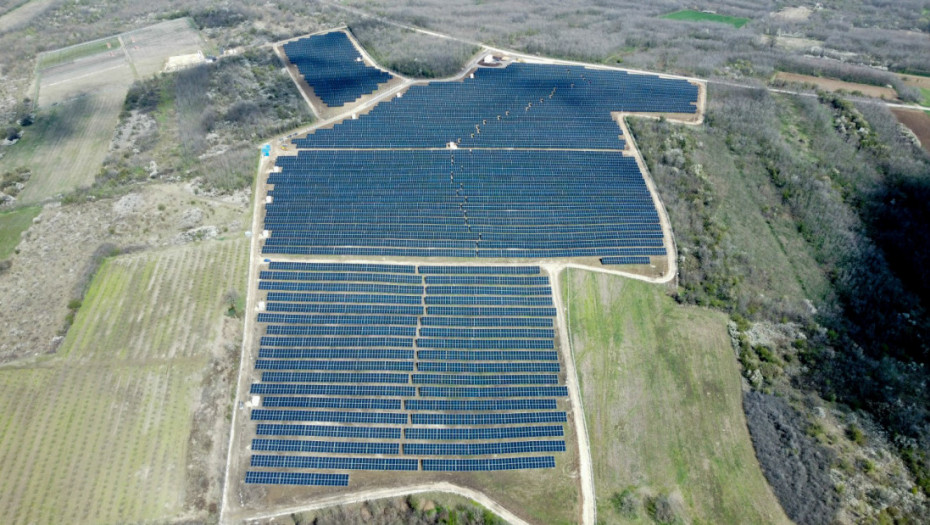 U Lapovu otvorena najveća solarna elektrana u Srbiji