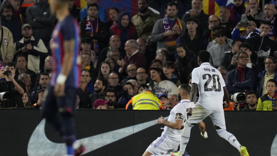 Vinisijus Žunior i Benzema torpedovali Barselonu 4:0 na "Kamp Nou" za plasman u finale Kupa Španije