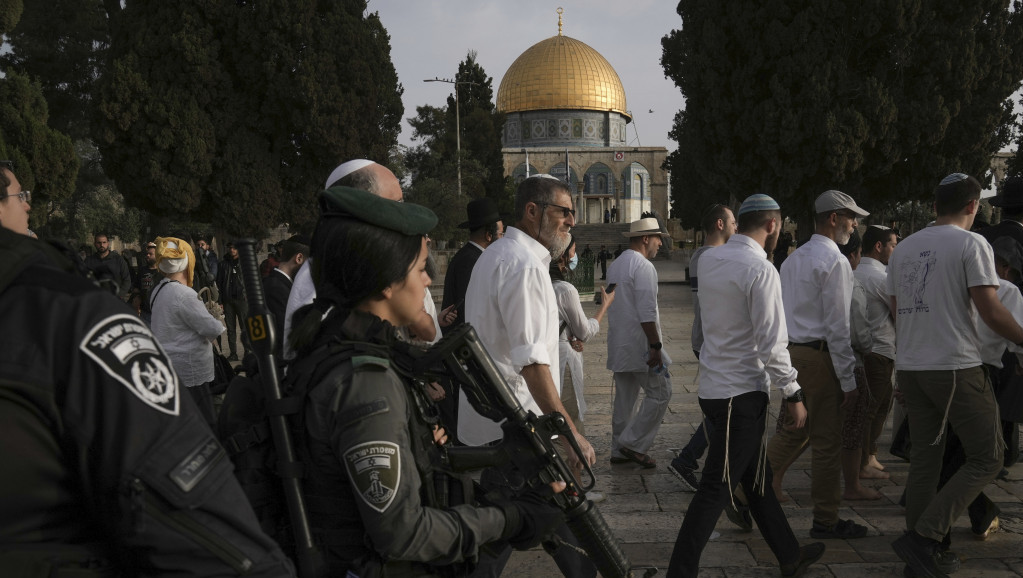 Palestinci zabarikadirani u džamiji Al Aksa: Bukti strah od sukoba, izraelska policija odlučila da ne ulazi u kompleks