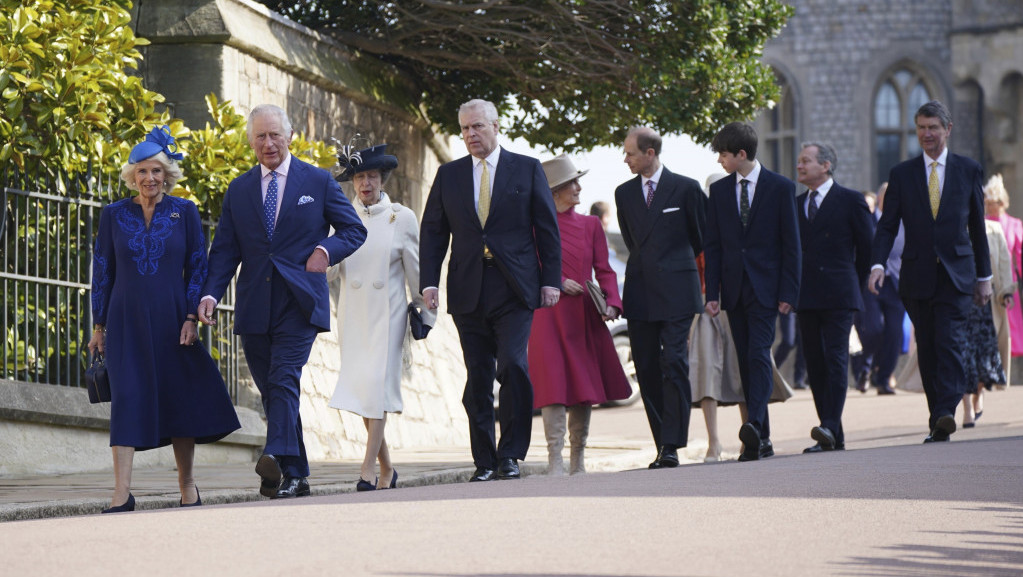 Kralj Čarls i članovi kraljevske porodice na Uskršnjoj službi u Vindzoru