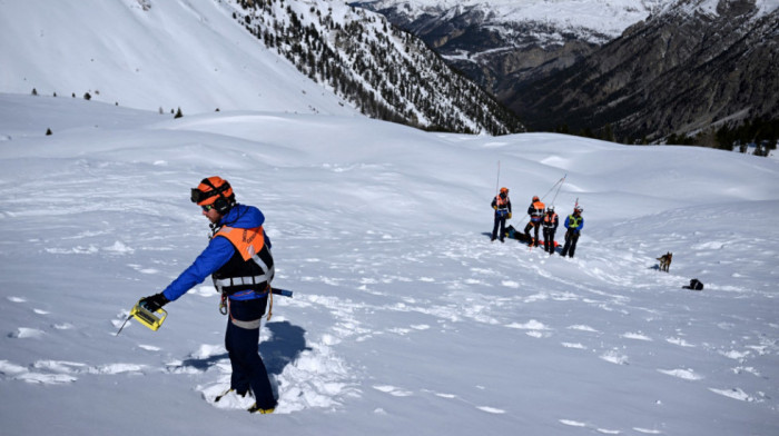 Četiri osobe poginule u lavini na francuskim Alpima