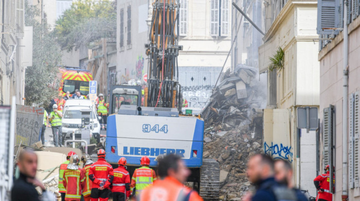 Pod ruševinama zgrada u Marseju verovatno zatrpano osmoro ljudi: Evakuisano 180 osoba