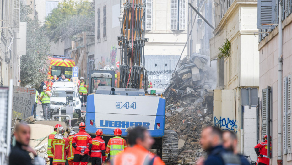 Pod ruševinama zgrada u Marseju verovatno zatrpano osmoro ljudi: Evakuisano 180 osoba