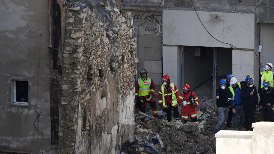 Ispod ruševina zgrade u Marseju nađena četiri tela: Potraga se nastavlja, niko ne zna uzrok eksplozije