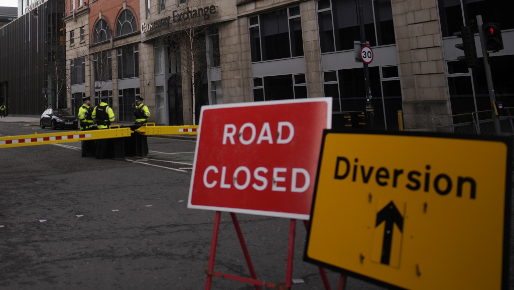 Uoči Bajdenove posete Severnoj Irskoj policija kod grada Derija pronašla četiri bombe