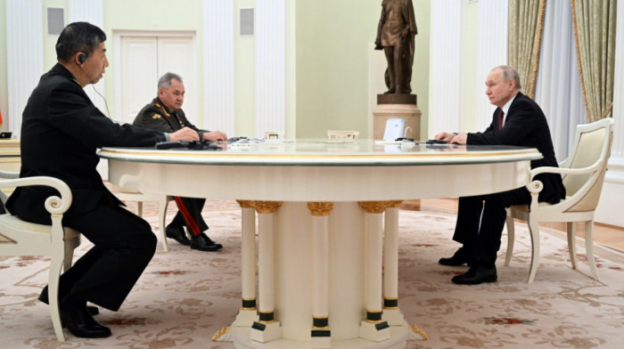Putin sa kineskim ministrom: Kina i Rusija aktivno sarađuju u oblasti odbrane