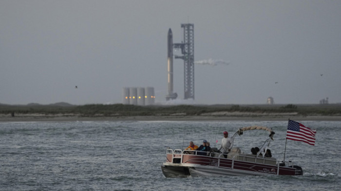 Prekinuto lansiranje rakete Staršip Maskove kompanije Spejs Eks: Postoji ''problem sa pritiskom'' i ''ventilom"