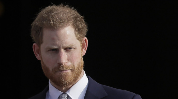 Tajms: Princa Harija očekuje neprijatan susret sa Kamilom na krunisanju Čarlsa
