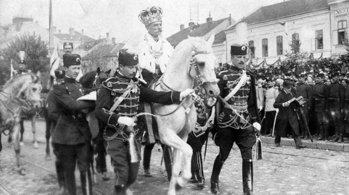 Jedina sačuvana srpska kruna izlivena iz ručke Karađorđevog topa: Jedinstvena izložba u Istorijskom muzeju Srbije