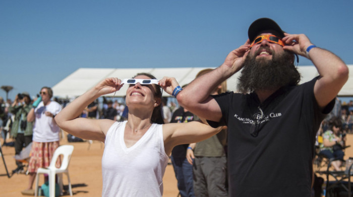 Potpuno pomračenje Sunca u Australiji posmatralo 20.000 ljudi