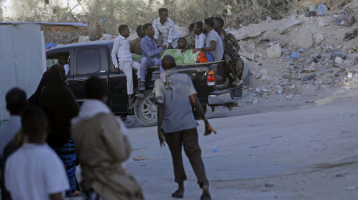 Najmanje 25 poginulih vojnika u napadu bombaša samoubice u Somaliji