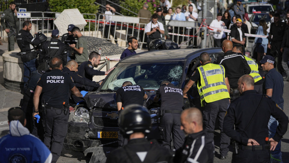 Pet osoba povređeno u naletu automobila u Jerusalimu, vozač "neutralisan"