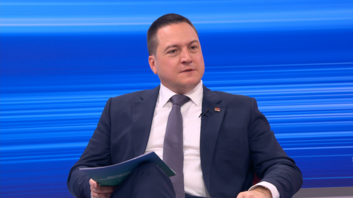 Ministar prosvete u ostavci potpisao rešenje o smeni direktorke škole u kojoj je sniman spot sa Kristijanom Golubovićem