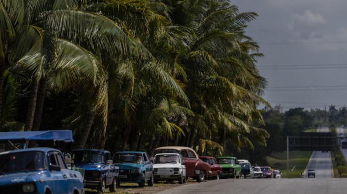Kuba otkazala paradu za Međunarodni dan rada zbog nestašice benzina