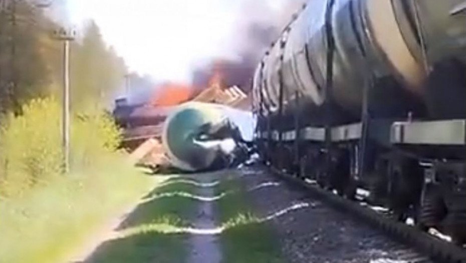 Eksplozija na pruzi u Rusiji, teretni voz iskočio sa šina