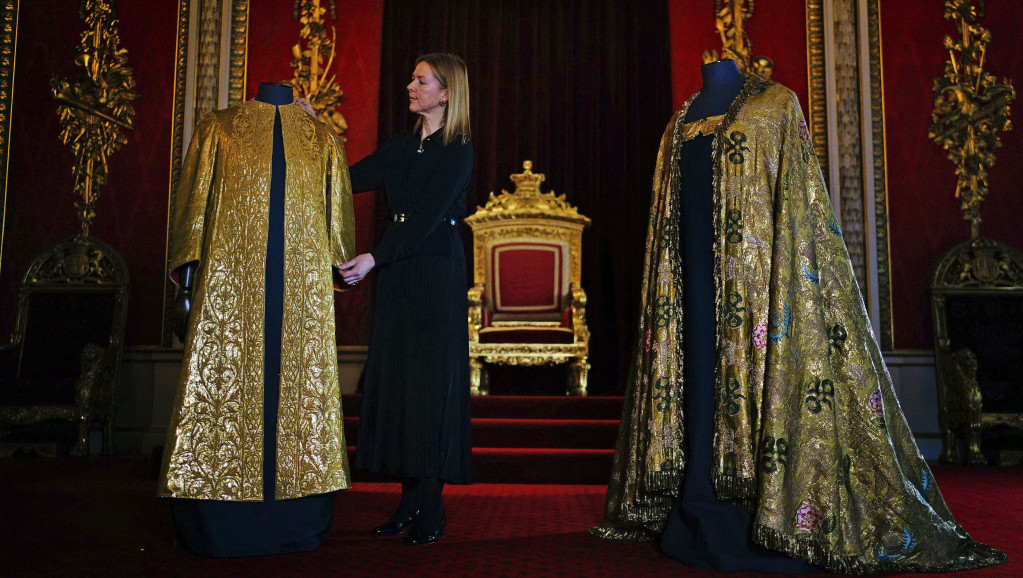 Otkriveno šta će kralj Čarls nositi tokom krunisanja: Među odećom i specijalne rukavice napravljene za Džordža VI