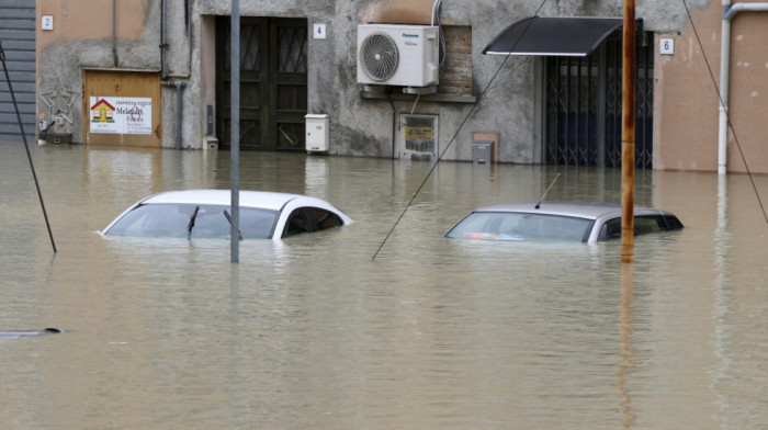 Italija, Hrvatska, BiH i Slovenija se bore sa poplavama: Nevreme rušilo sve pred sobom, hiljade evakuisanih, ima žrtava
