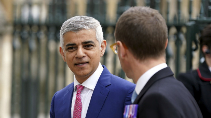 Gradonačelnik Londona optužen da je mnogo podigao plate na nivou grada