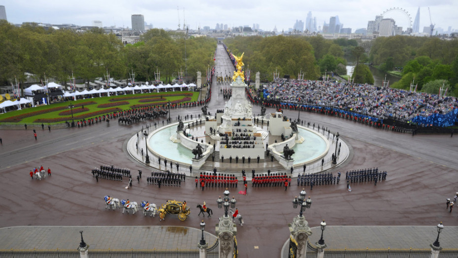Londonska policija uhapsila 52 osobe tokom krunisanja kralja Čarlsa