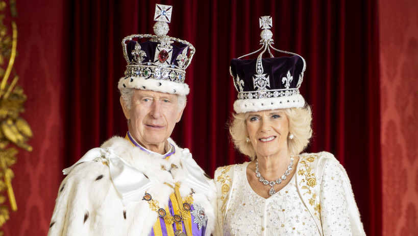 Objavljene zvanične fotografije kralja Čarlsa III i kraljice Kamile