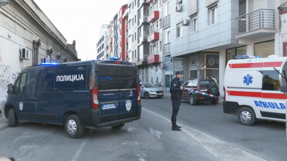 Teška saobraćajna nesreća kod Knića: Motociklista (28) poginuo u sudaru sa automobilom