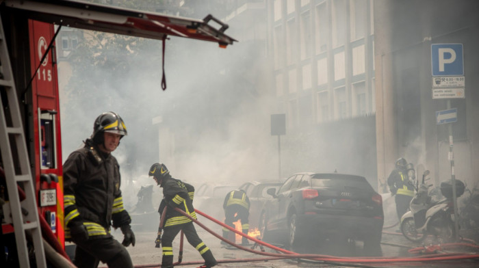 U centru Milana eksplodirao kombi sa bocama kiseonika, jedna osoba povređena