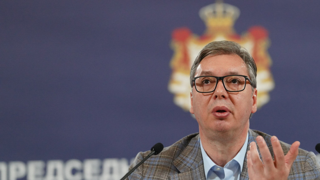 Vučić izdao naredbu da se podigne borbena gotovost Vojske Srbije