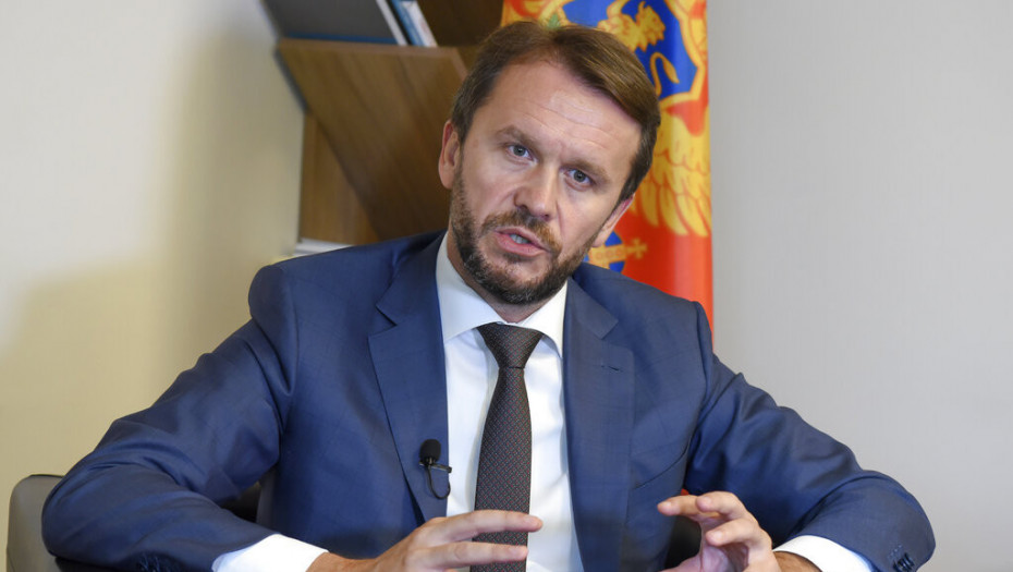 Predsednik Socijaldemokratske partije u Crnoj Gori Raško Konjević se povlači iz politike