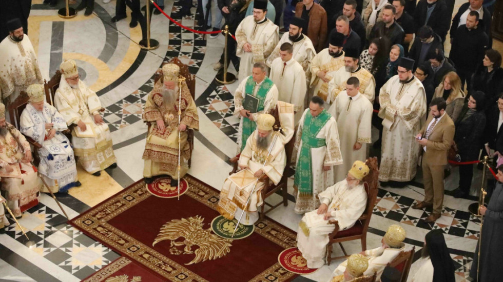 Sinod SPC pozvao na prestanak podela i pokretanje dijaloga