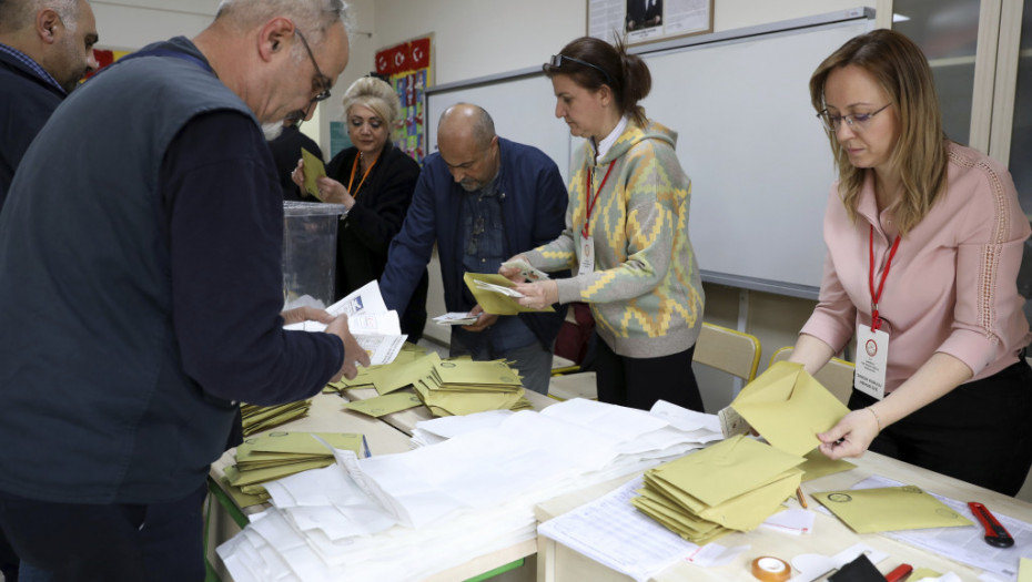 Turska stranka CHP podnela tužbe zbog sumnji u nepravilnosti na izborima