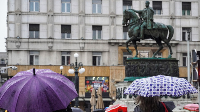 Oprez zbog ledene kiše koja će stvarati poledicu, osetno toplije u nastavku nedelje