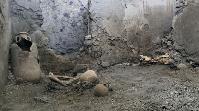U ruševinama Pompeje pronađena još dva skeleta ljudi nastradalih pre skoro 2.000 godina
