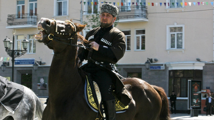 Čečenski lider Kadirov optužio Ukrajinu za kidnapovanje omiljenog konja, navodna cena za otkup - "prava sitnica"