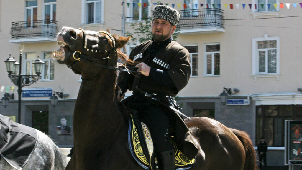 Čečenski lider Kadirov optužio Ukrajinu za kidnapovanje omiljenog konja, navodna cena za otkup - "prava sitnica"