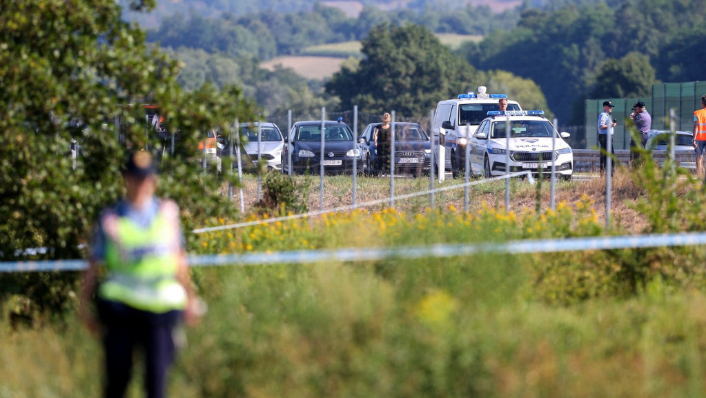 Državljanin BiH krijumčario 12 Kineza u privatnom automobilu, uhvaćen kod Slavonskog Broda